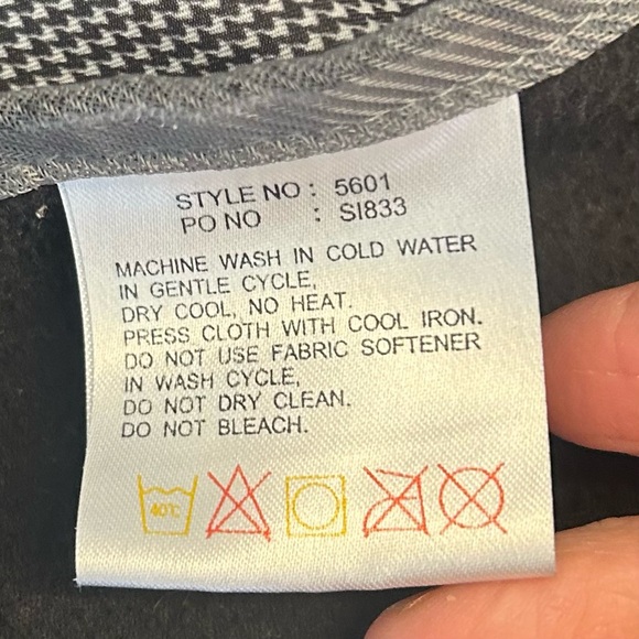 Sunice Weather Men's Black Corduroy Style with Gray Accents Jacket Size L - Picture 5 of 12